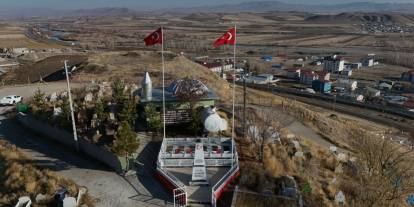 ERZURUM’DA ŞEHİTLİKLER YENİDEN AYAĞA KALDIRILDI