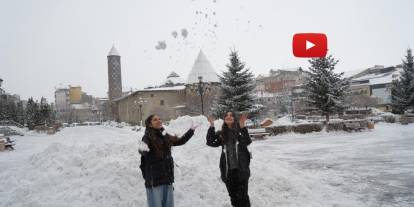 Erzurum’da kar yağışı etkili oluyor