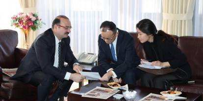 Jiang Xuebin Atatürk Üniversitesi’nde