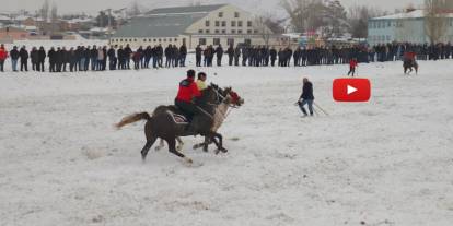 Aşkale'de cirit coşkusu: Dostluk müsabakası ilgiyle izlendi