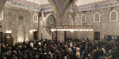 Beraat Kandili’nde camiler doldu taştı