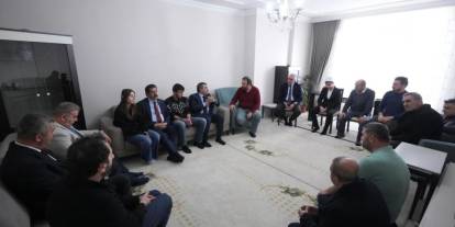 Bakan Tekin’den taziye ziyareti