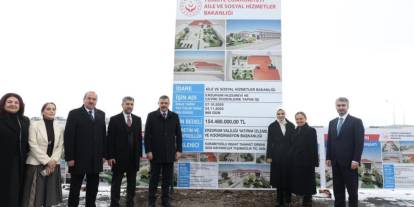 Bakan Göktaş huzurevi yapılacak alanı inceledi