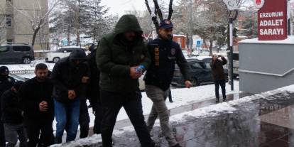 Yasal araç kiralama web sitesi kurarak vatandaşları dolandırdılar