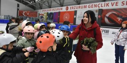 Minik yüreklere ‘HİS'ten bere desteği