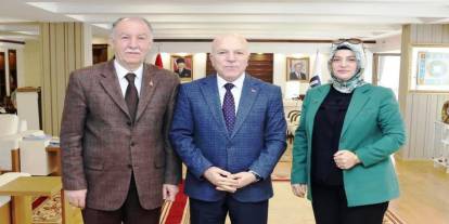 ESOB'dan Büyükşehir Belediye Başkanı Sekmen'e nezaket ziyareti
