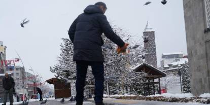 Doğu’da kar yağışı devam ediyor