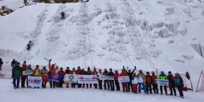 Palandöken’de buz tırmanışı eğitimi başarıyla gerçekleşti