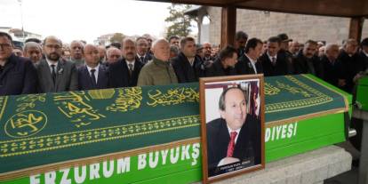 Gazeteci Feridun Fazıl Özsoy dualarla son yolculuğuna uğurlandı