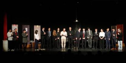 Erzurum Lisesi öğrencilerinden anlamlı sahne: "12 Öfkeli" büyük beğeni topladı