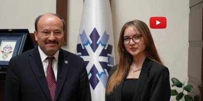 Üniversiteli Gizem, Rektör Çakmak'ın bir günlük mesaisine eşlik etti