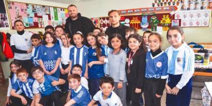 Mustafa Yumlu ve Sefa Akgün çocukların çağrısını cevapsız bırakmadı