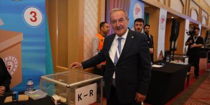 Recep Ali Er, Buz Pateni Federasyonu Başkanlığına Seçildi