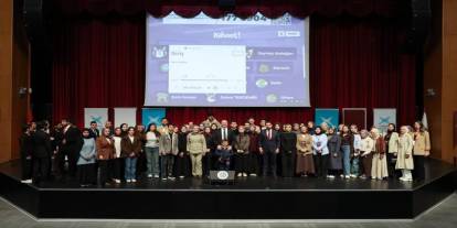 Rektör Hacımüftüoğlu İhtisas Akademiye katıldı