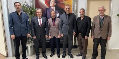 Emeklilerden SGK’ya anlamlı ziyaret