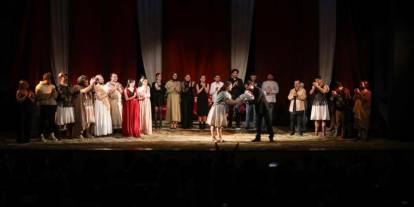"Büyük Romulus"dan sezona alkışlarla veda