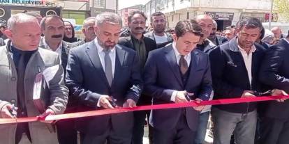 Tekman’da Gazze için hayır çarşısı kurdular