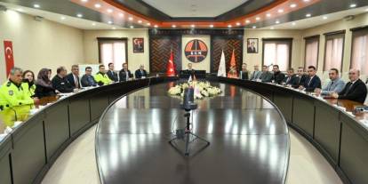 Erzurum’da trafik güvenliği zirvesi