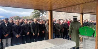 Gazeteci Orhan Akdal’a son görev