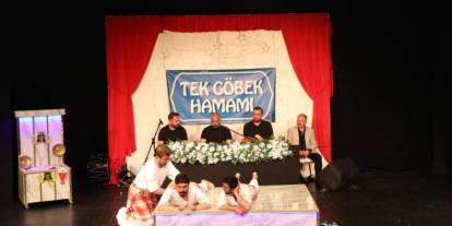 Erzurum Şehir Tiyatroları "Hançer Havası" ile Ordu'da sahne aldı