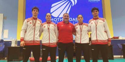 ERZİNCAN'LI SPORCULAR  BULGARİSTAN'DAN ŞAMPIYONLUKLARLA DÖNDÜLER.