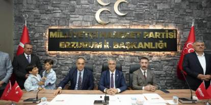 MHP’de bayramlaşma