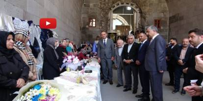 Çifte Minareli Medrese'de sergilendi