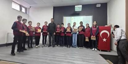 Genç yürekler Peygamberimizi anlamak için yarıştı