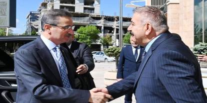Vali Aydın Baruş Palandöken’de