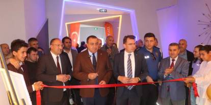 Narman’da en özel sergi açıldı