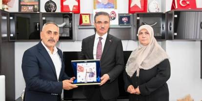 Vali Baruş’tan şehit ailelerine anlamlı ziyaret