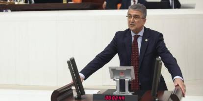 MHP’li Kamil Aydın’dan TBMM’de Nihat Doğan’a sert 'Naim Hoca' tepkisi
